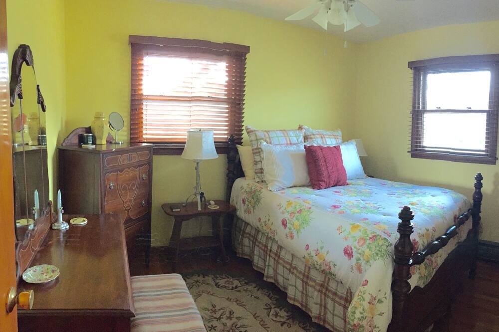 Photo of Bedroom in Banner Elk