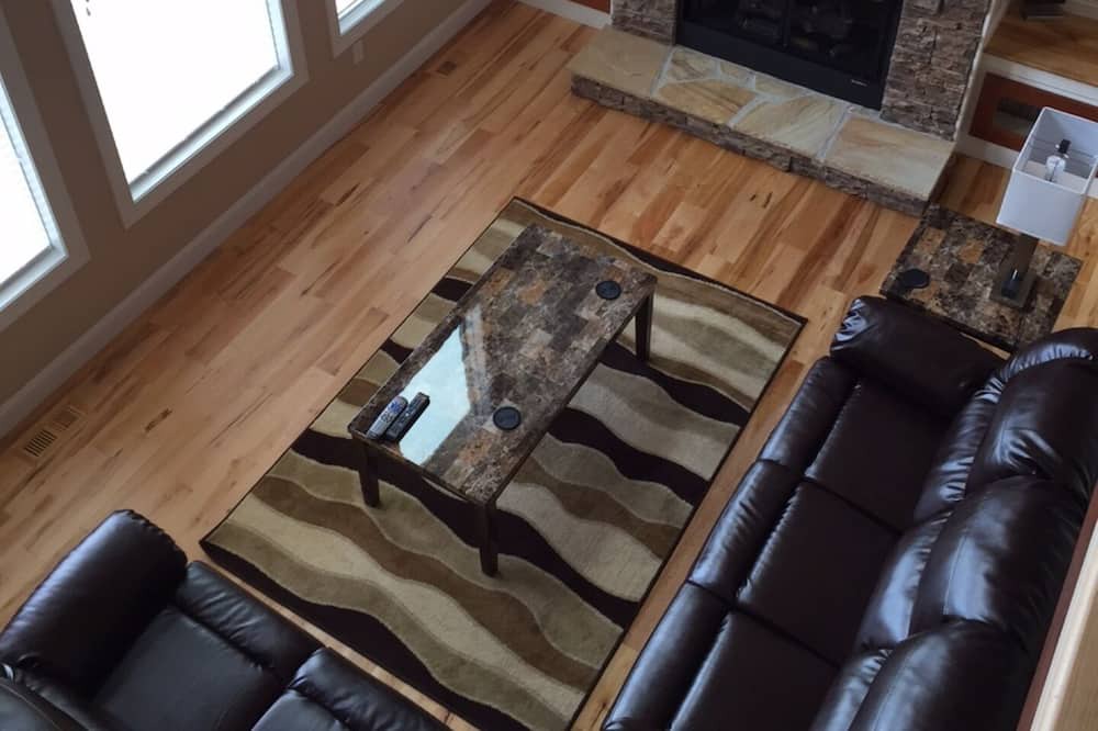 Photo of Bedroom in Nebo