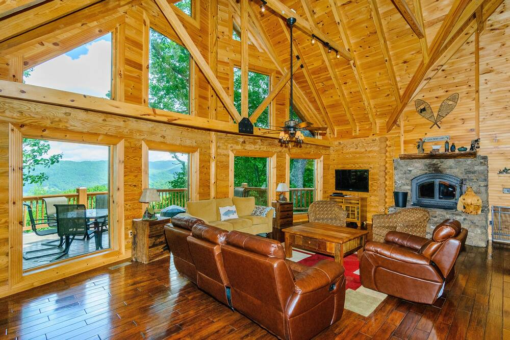 Photo of Bedroom in Asheville