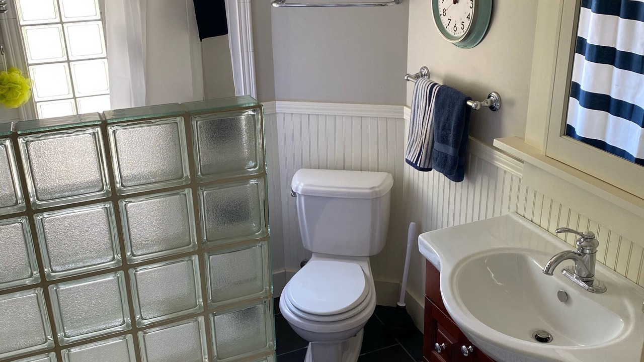 Photo of Bathroom in Queen Anne