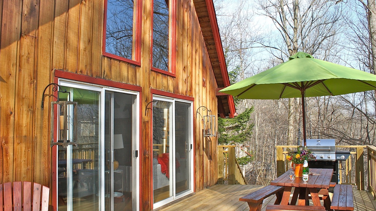 Photo of Patio Balcony in Swannanoa