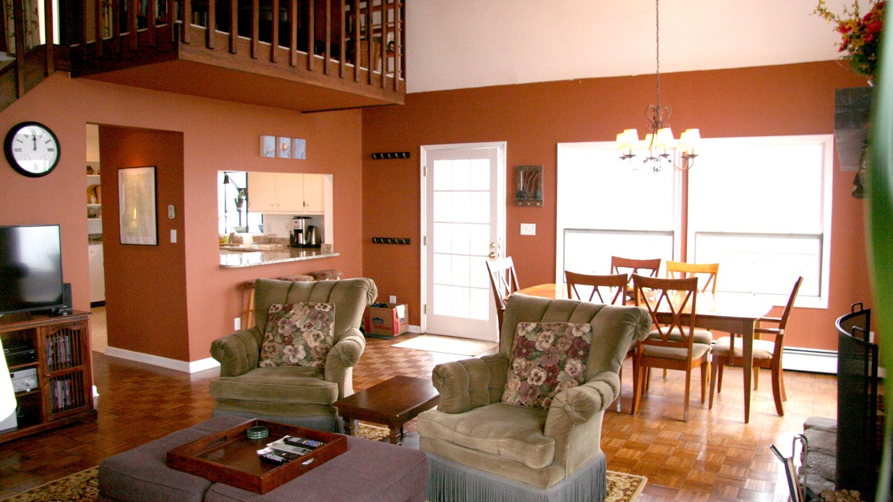 Photo of Livingroom in Fairview