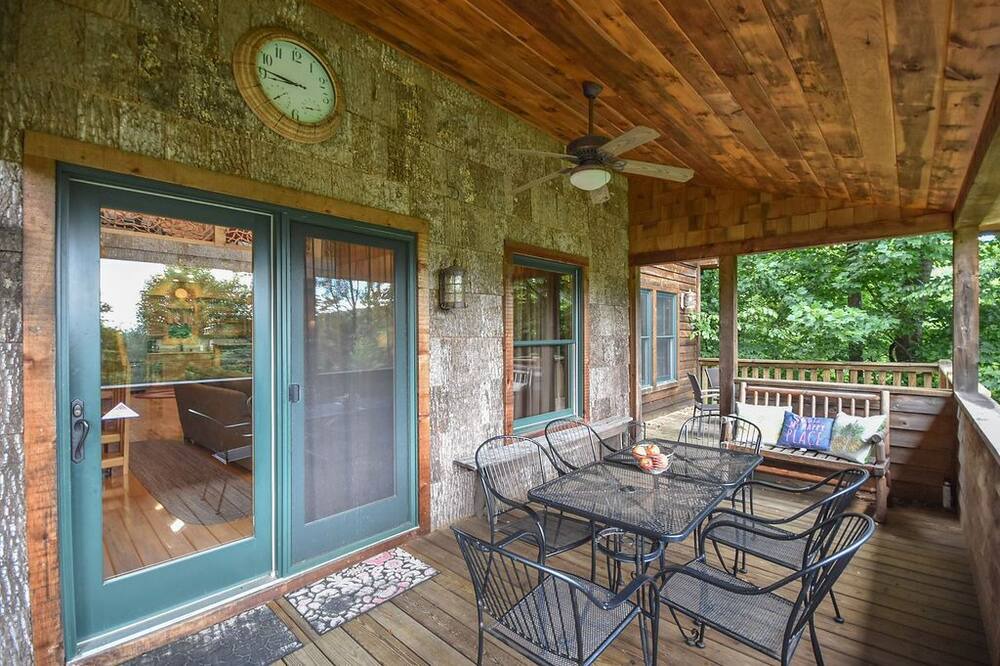Photo of Patio Balcony in Apple Ridge