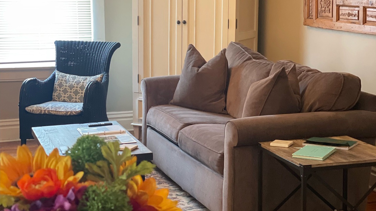 Photo of Livingroom in Northside District