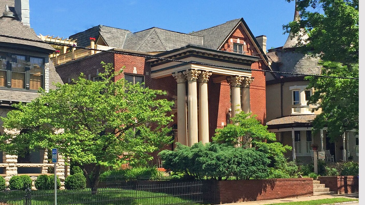 Photo of Buildings in Northside District