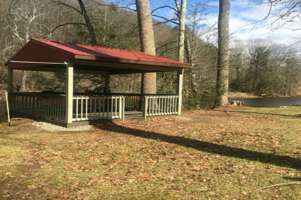 Photo of Outdoor in Elkins