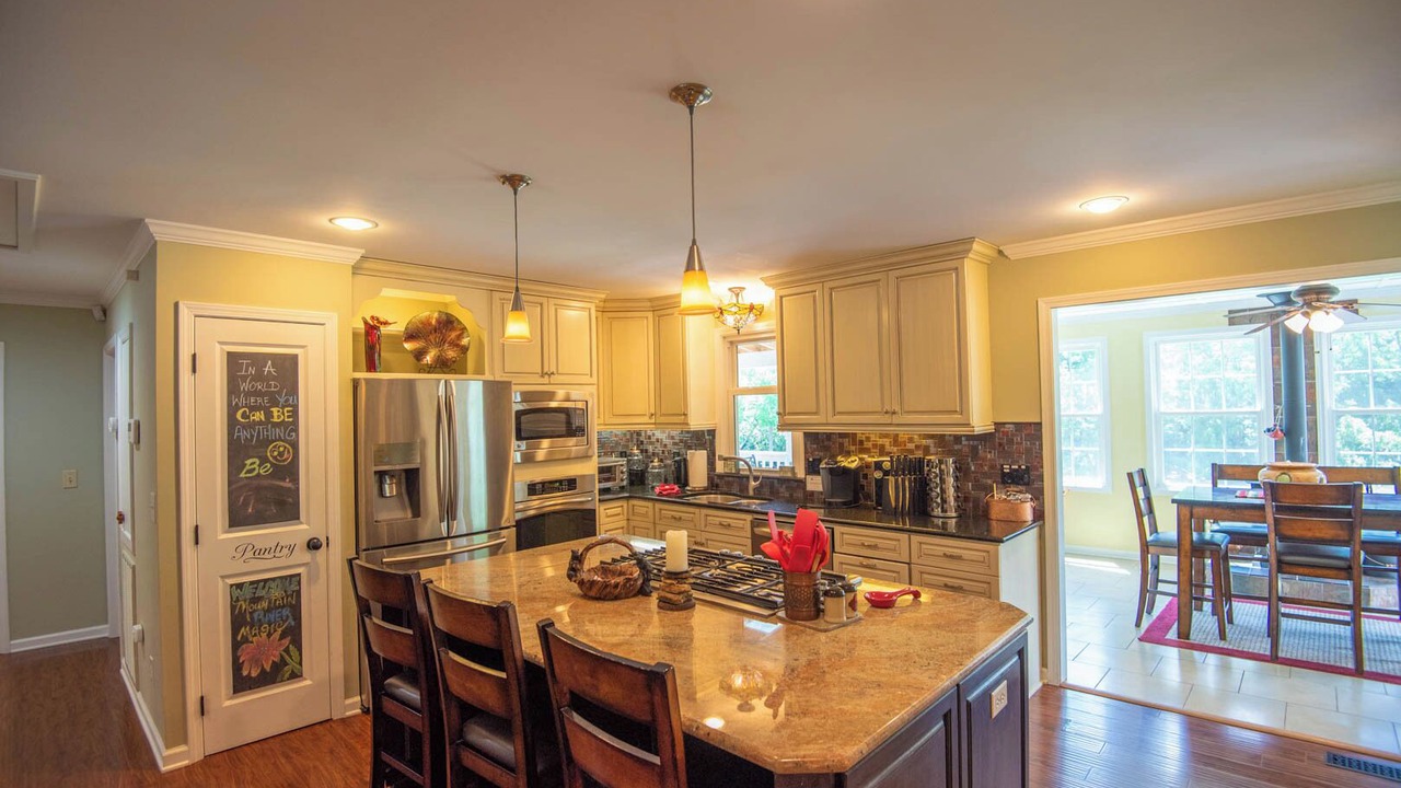 Photo of Kitchen in Crumpler