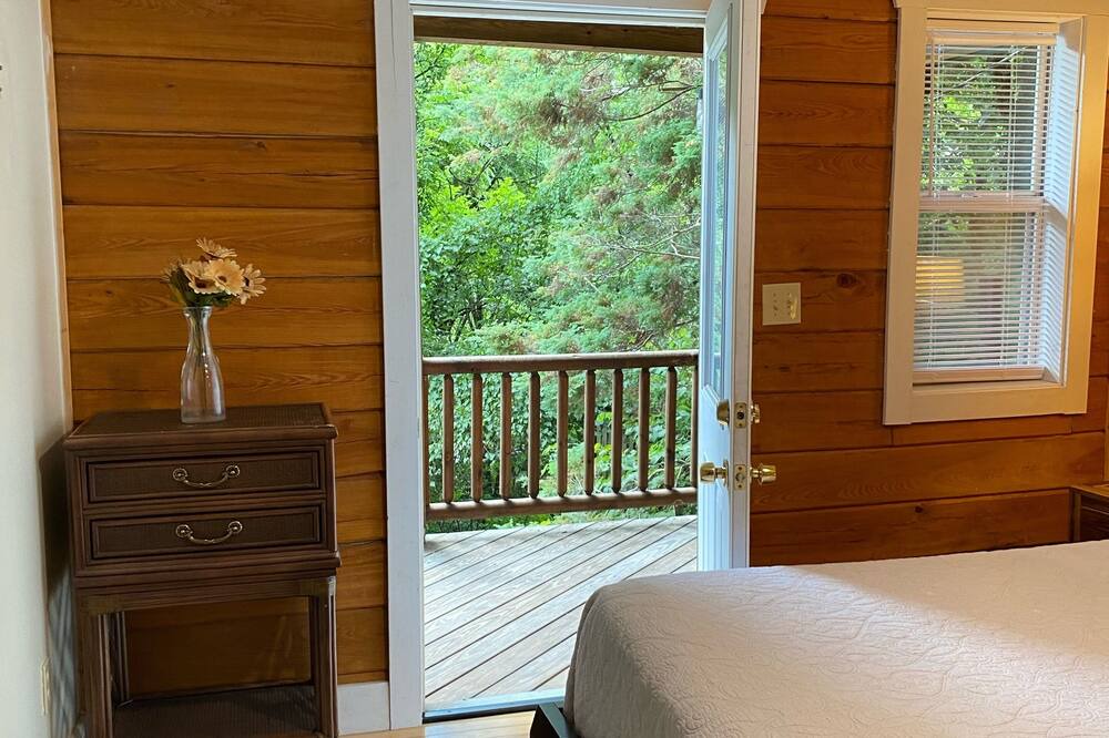Photo of Outdoor in Chimney Rock
