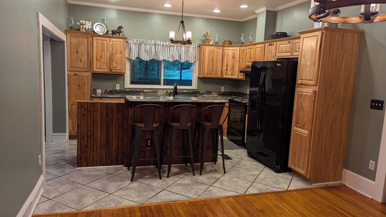 Photo of Kitchen in Jonesborough