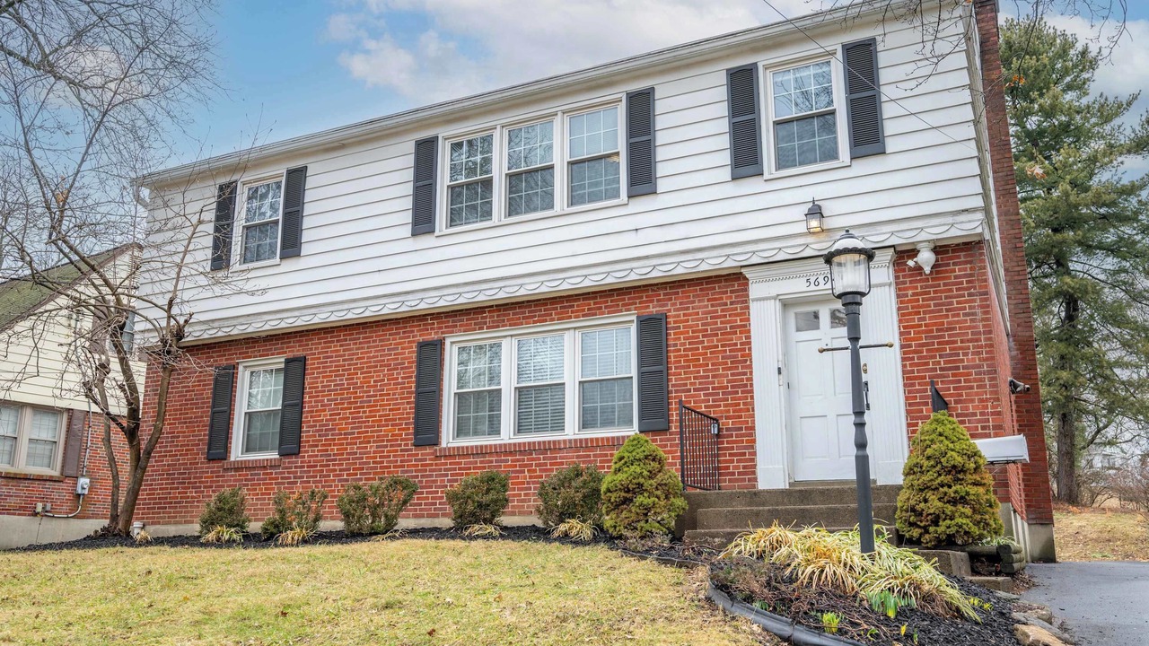 Photo of Outdoor in Roselawn Finance