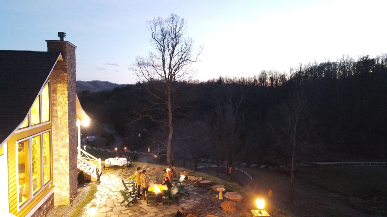 Photo of Outdoor in Bakersville