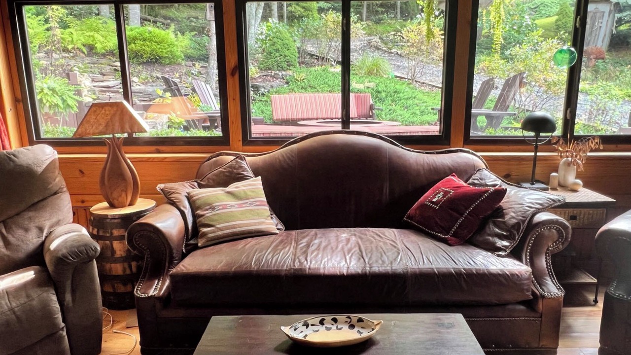 Photo of Livingroom in Bakersville