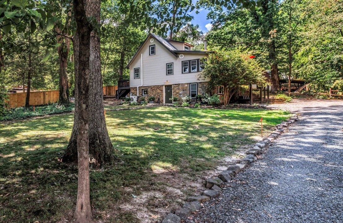 Photo of Outdoor in Black Mountain