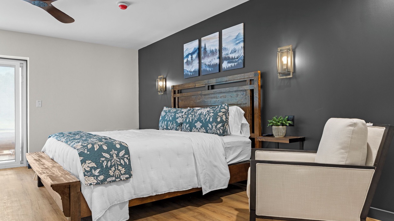 Photo of Bedroom in Burnsville
