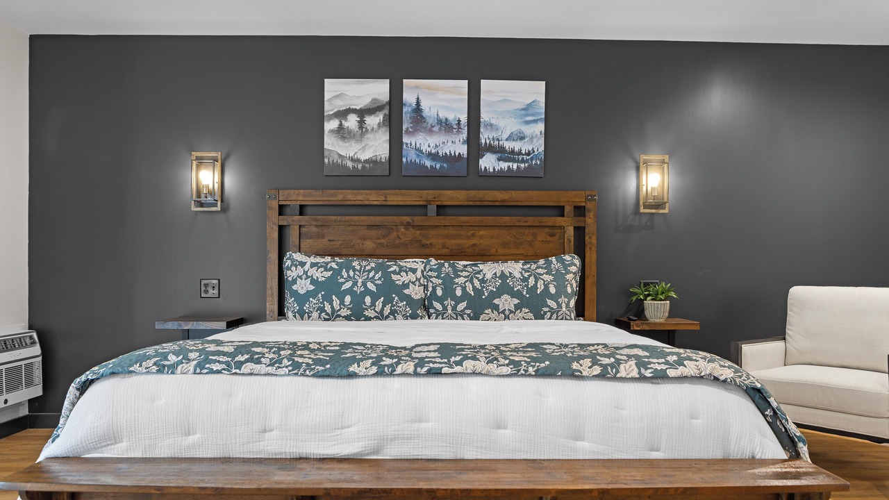 Photo of Bedroom in Burnsville
