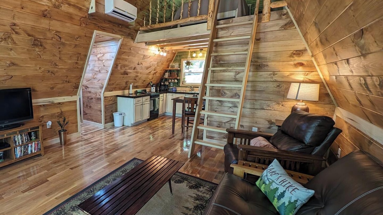 Photo of Livingroom in Campton