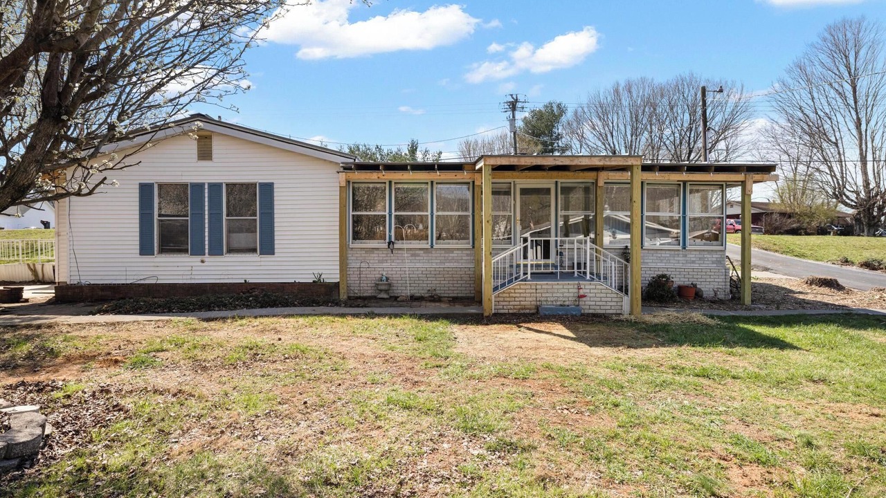 Photo of Outdoor in Elizabethton