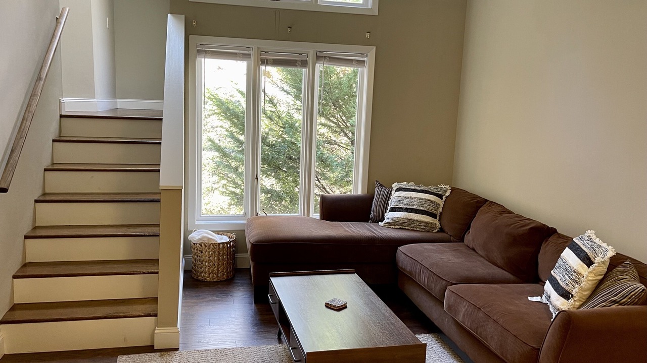 Photo of Livingroom in Johnson City
