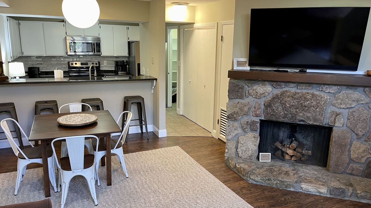 Photo of Livingroom in Johnson City