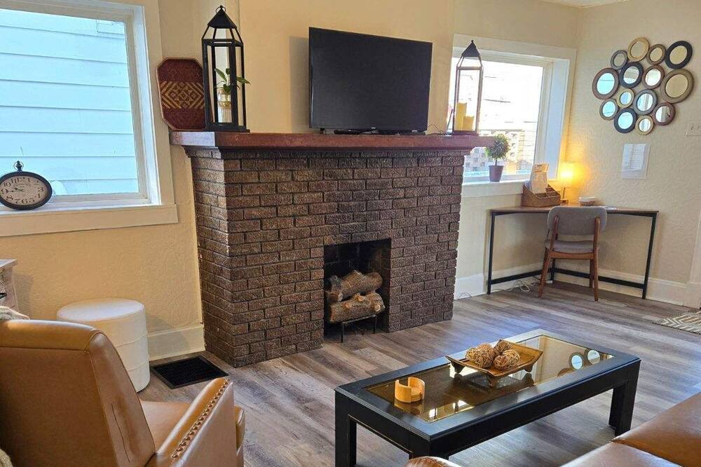 Photo of Livingroom in Dayton