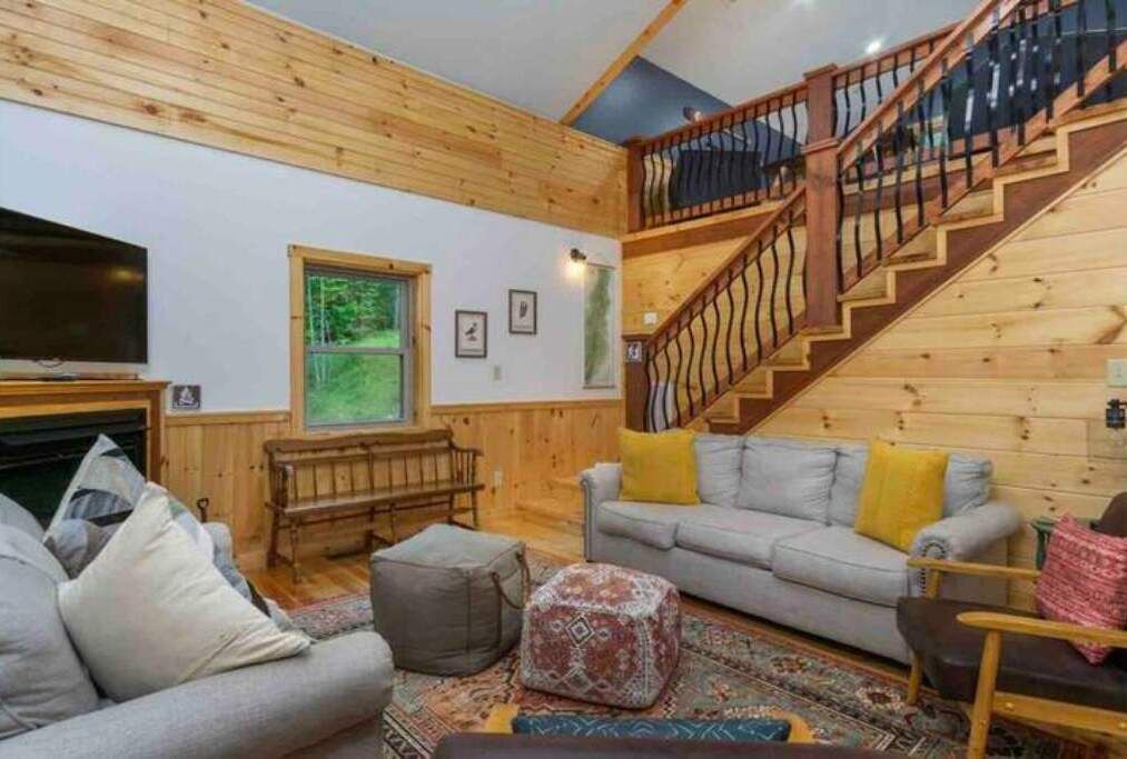 Photo of Livingroom in Hampton