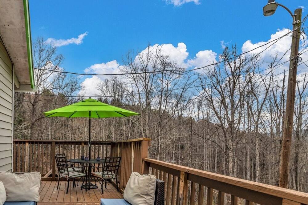 Photo of Outdoor in Swannanoa