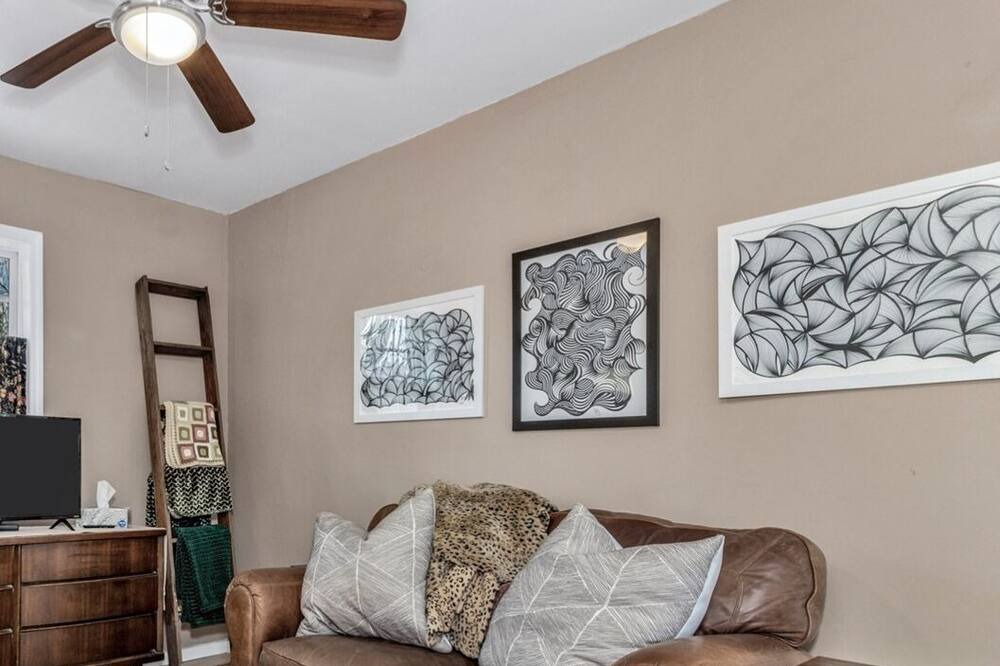 Photo of Bedroom in Swannanoa