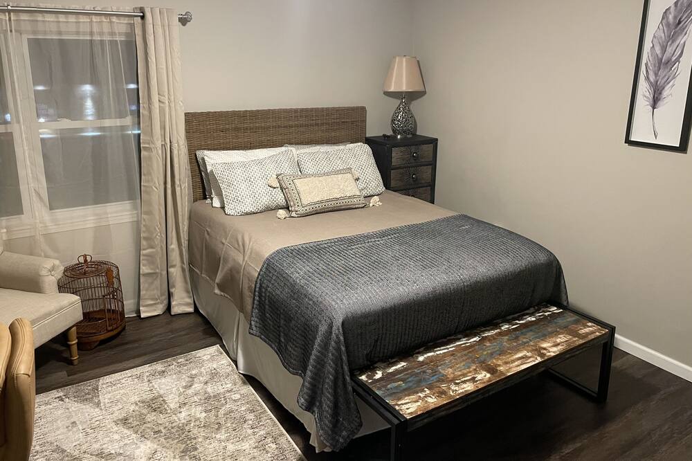 Photo of Bedroom in Cross Lanes