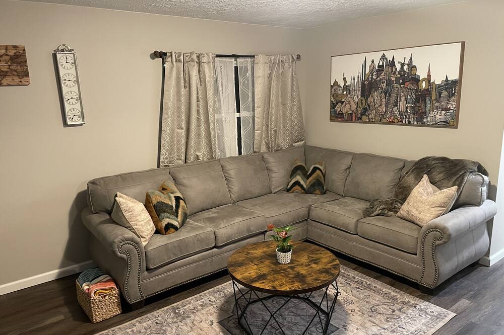 Photo of Livingroom in Cross Lanes