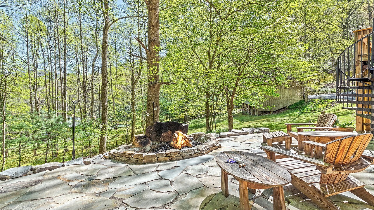 Photo of Outdoor in Clyde
