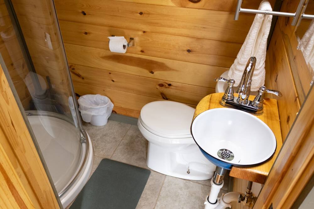 Photo of Bathroom in Stanton