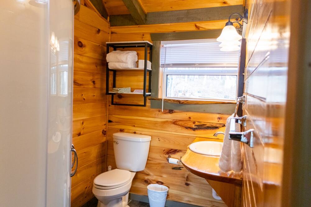 Photo of Bathroom in Stanton