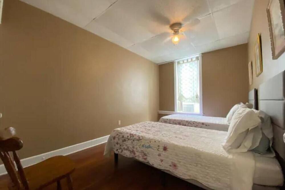 Photo of Bedroom in Gettysburg
