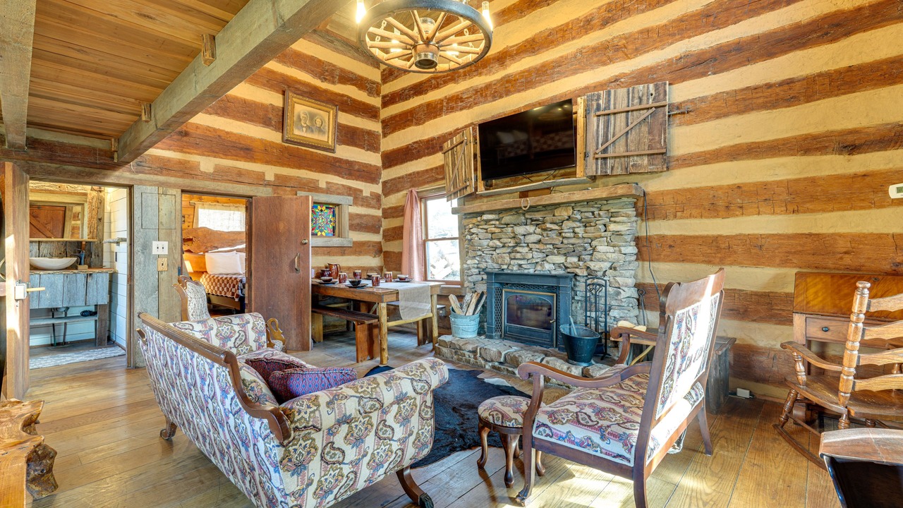 Photo of Livingroom in Jonesborough