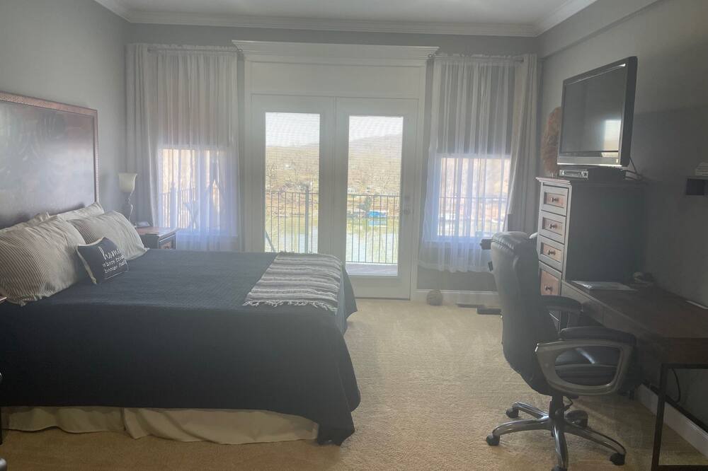 Photo of Bedroom in Kingsport