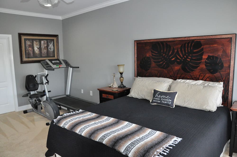 Photo of Bedroom in Kingsport