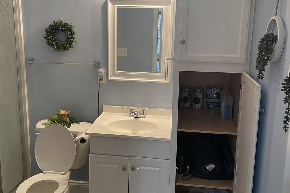 Photo of Bathroom in La Grange