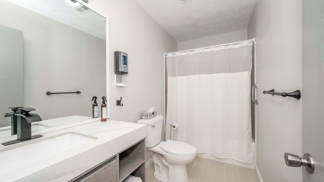 Photo of Bathroom in Williamstown