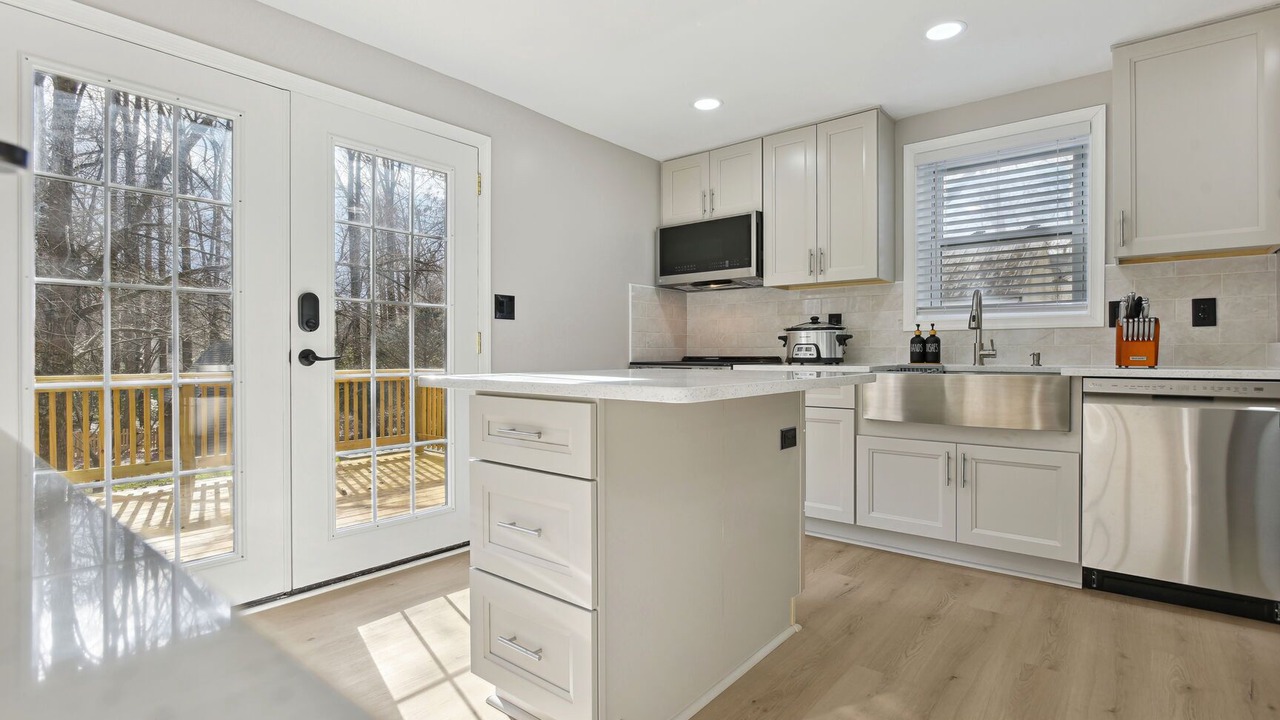 Photo of Kitchen in Lakeview