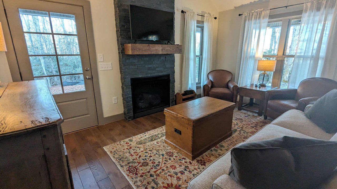 Photo of Livingroom in Fleetwood