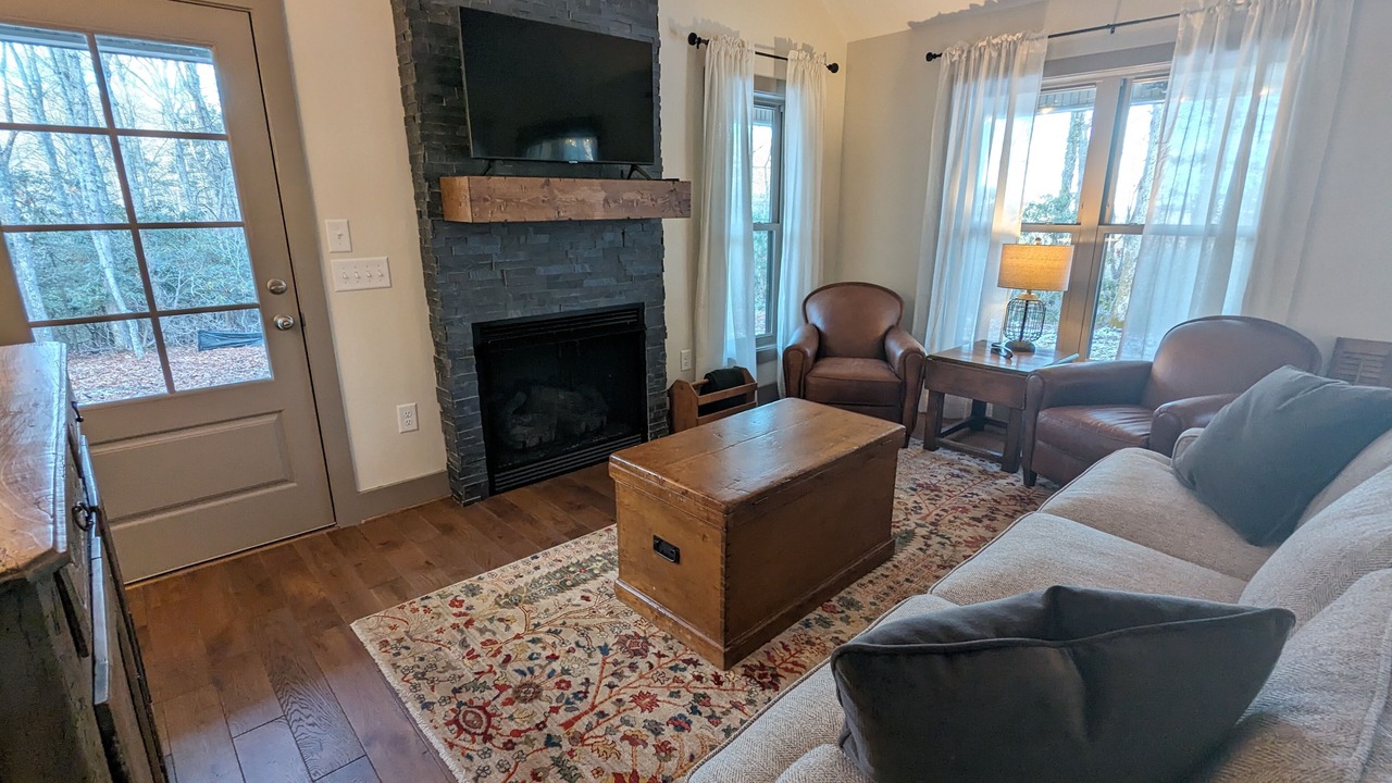 Photo of Livingroom in Fleetwood