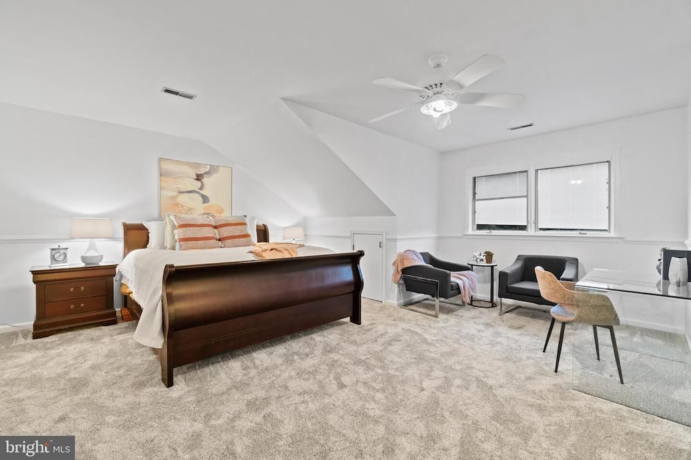 Photo of Bedroom in Darnestown