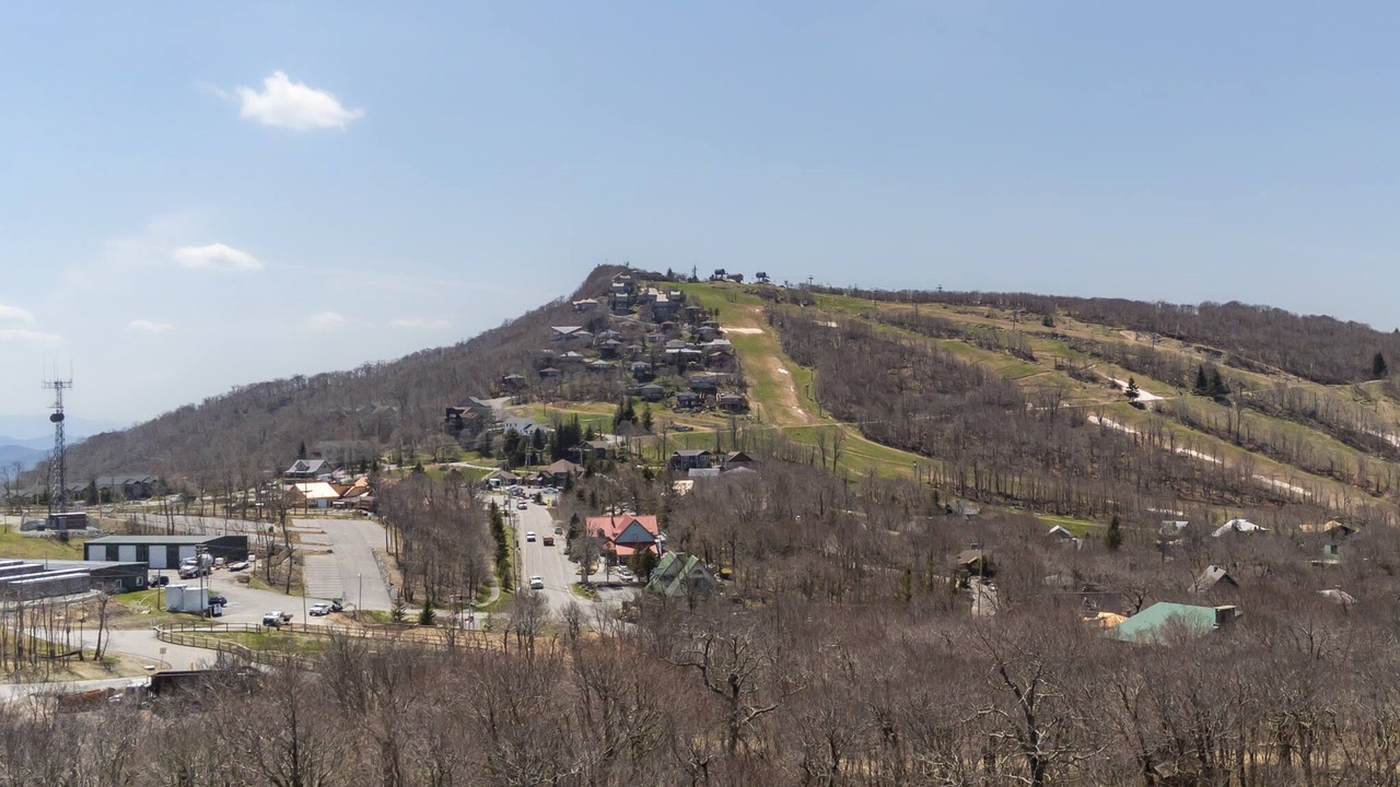 Photo of Others in Beech Mountain