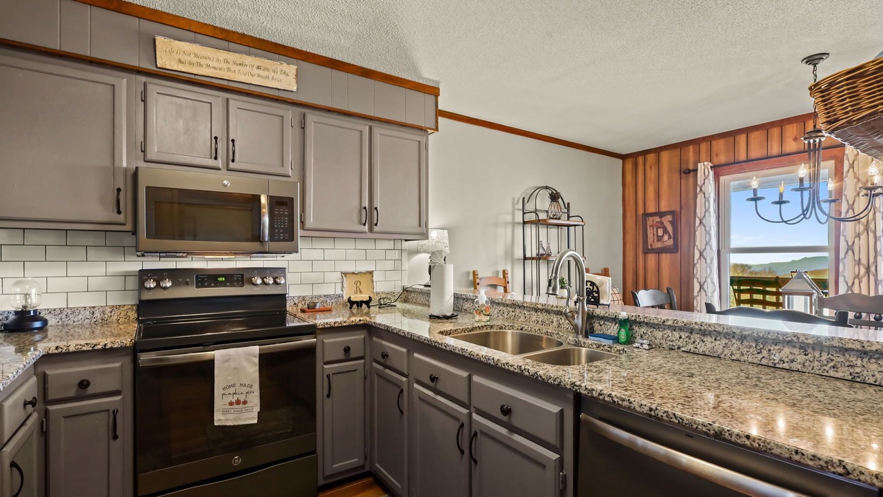 Photo of Kitchen in Beech Mountain