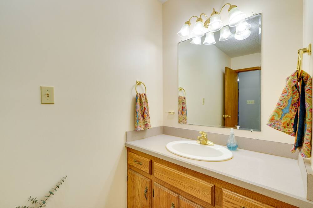 Photo of Bathroom in Jonesborough
