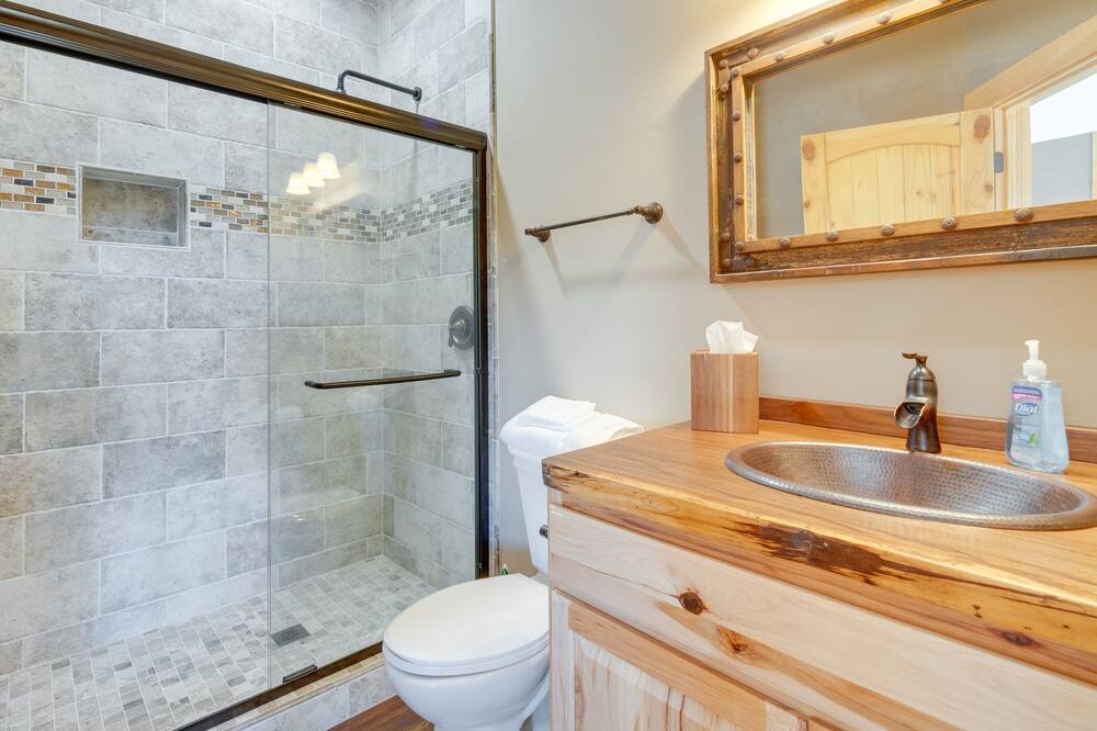Photo of Bathroom in Vein Mountain
