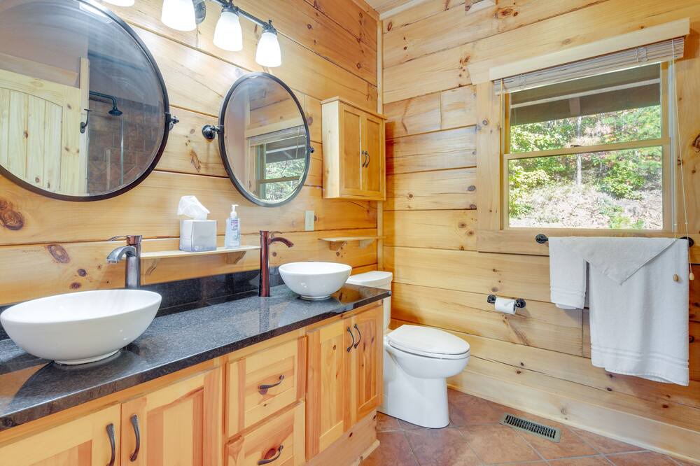 Photo of Bathroom in Vein Mountain
