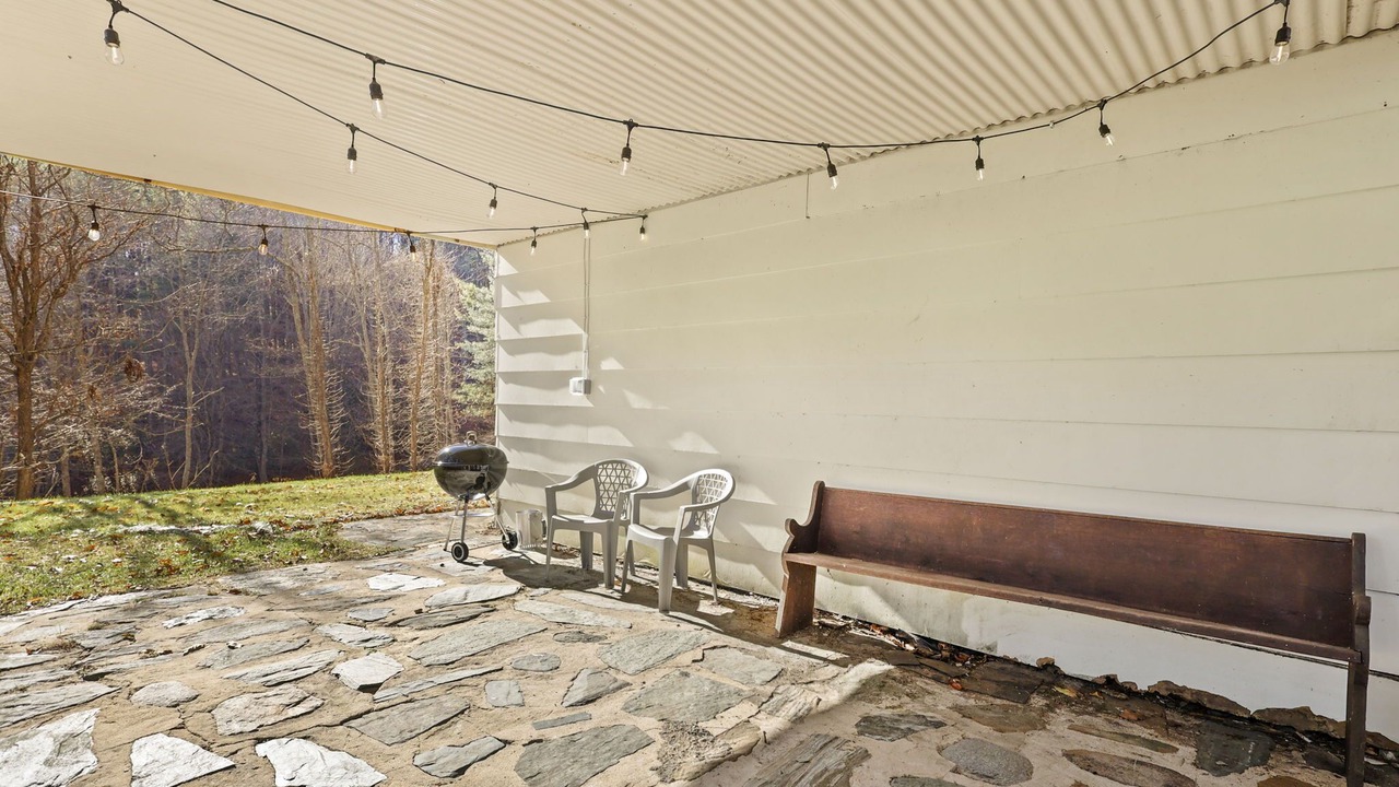 Photo of Patio Balcony in Lansing