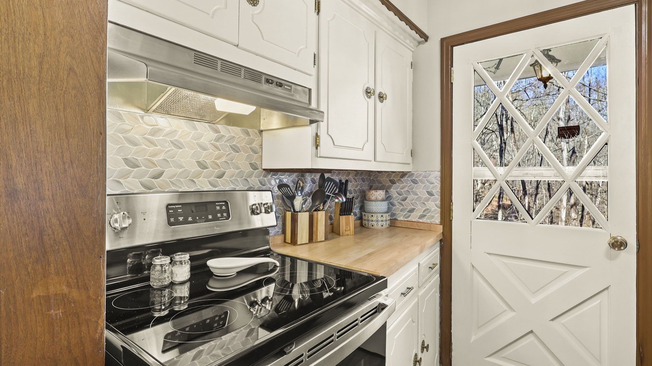 Photo of Kitchen in Lansing