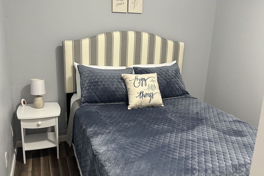 Photo of Bedroom in Farmers